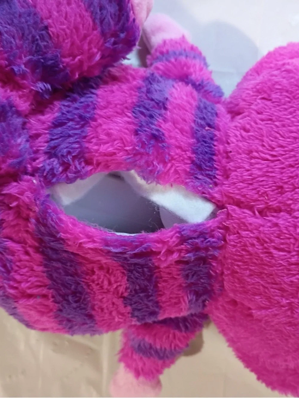 Disney Cheshire Cat Plush Talking Light Up Eyes Alice in Wonderland Pink 10”